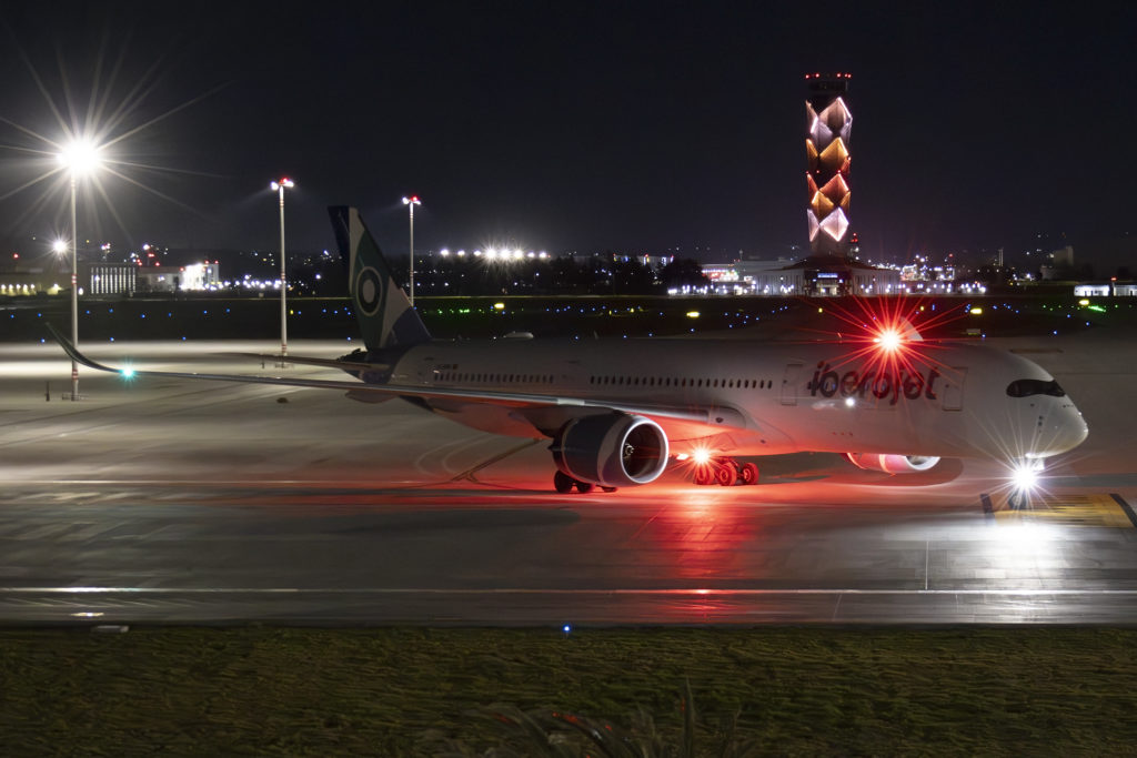Airbus A350-900 Iberojet Aeropuerto Internacional Felipe Angeles